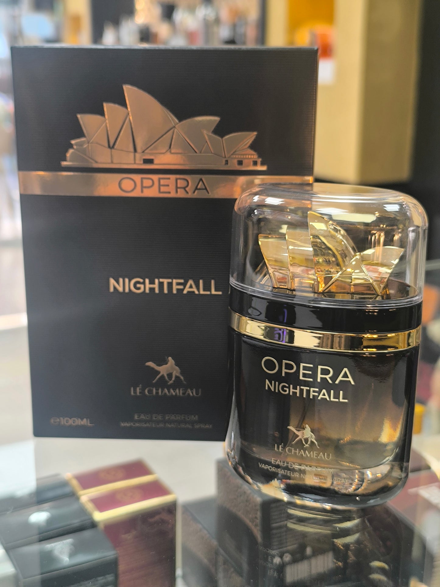 Opera Nightfall Lé Chameau